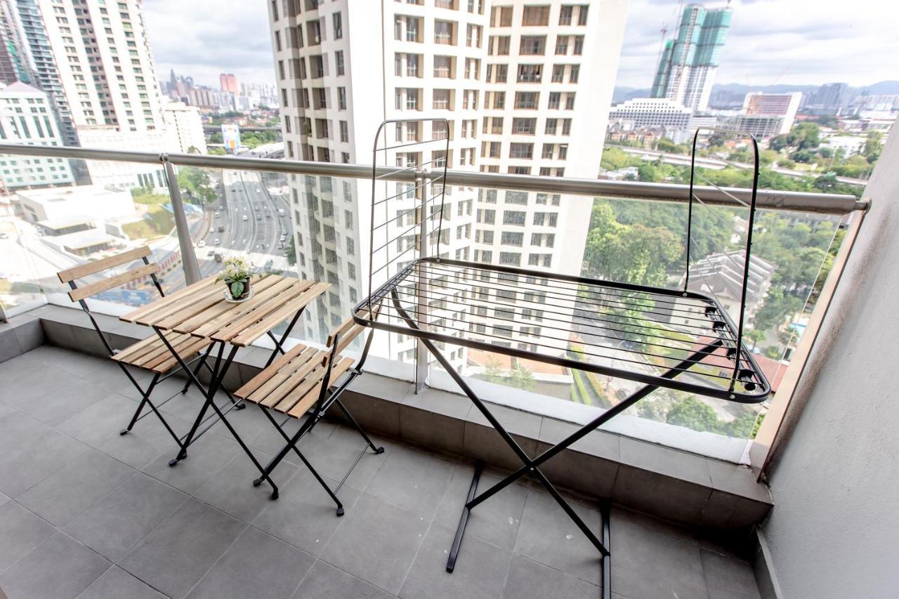 Rex Ollie @ Myhabitat Condominium Kuala Lumpur Eksteriør billede